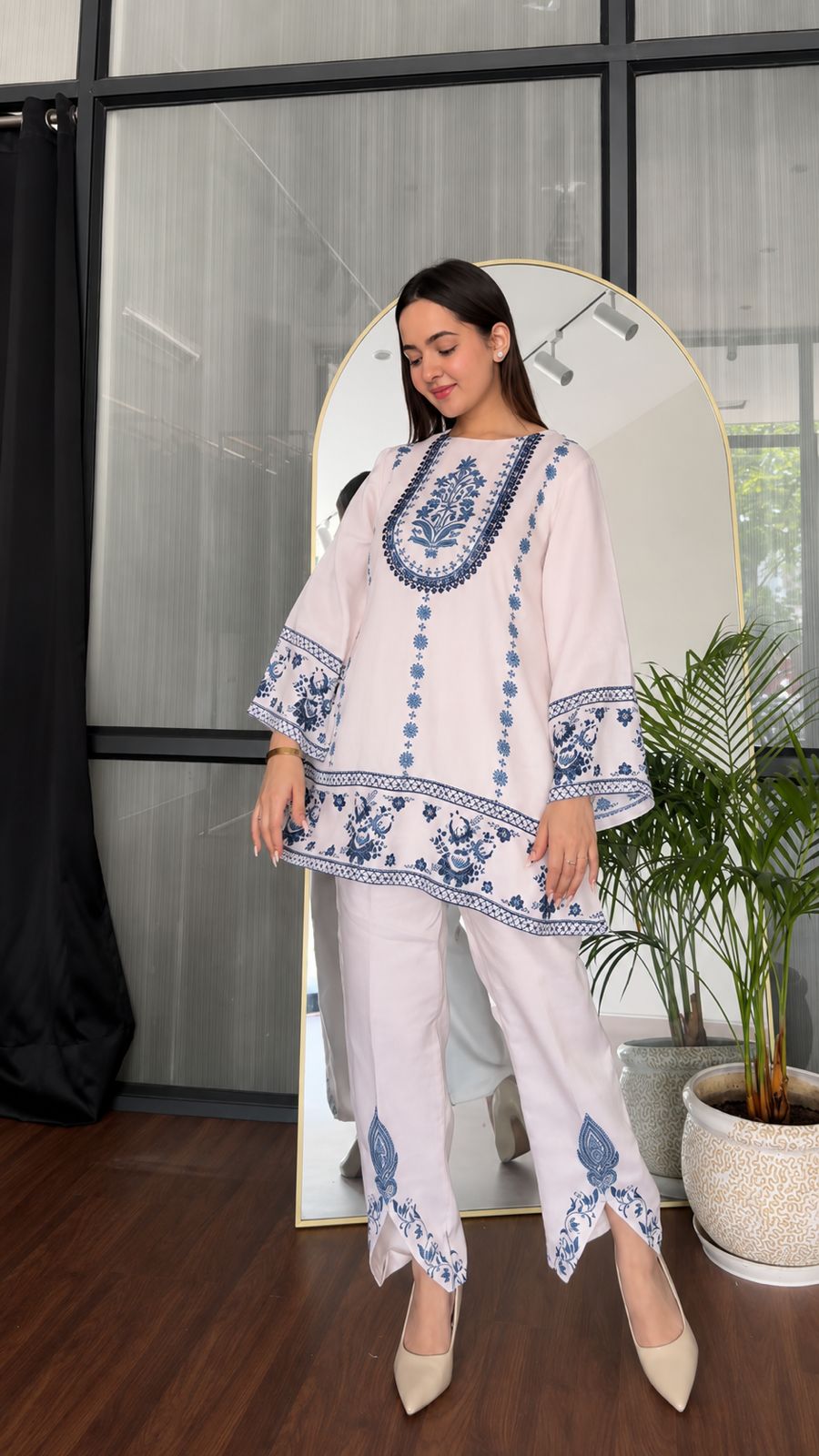 Kashmiri Paisley & Motif Co-ord